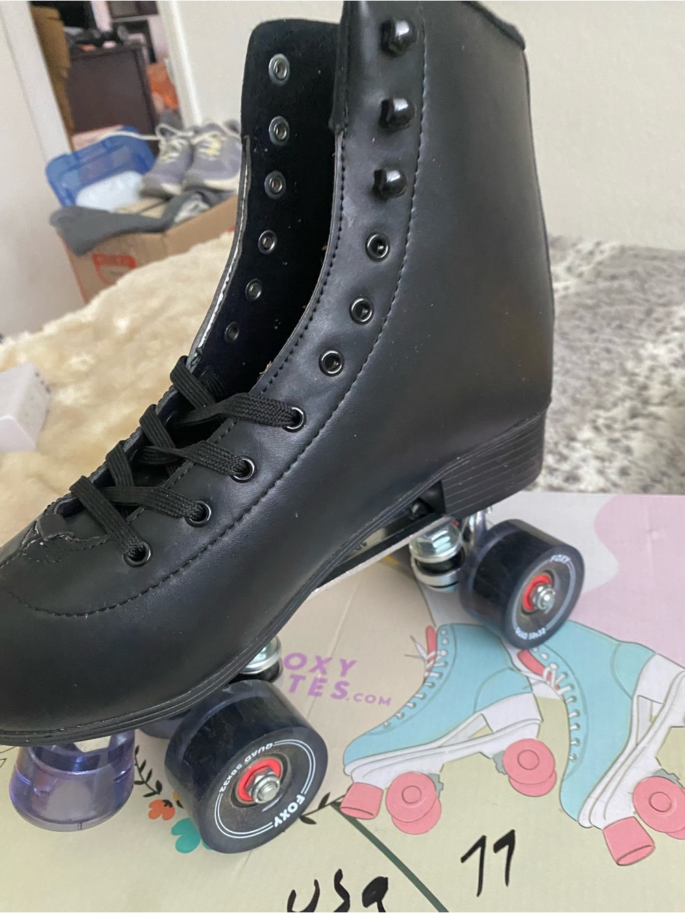 New ROXY Black Classic High-Top Quad Roller Skate